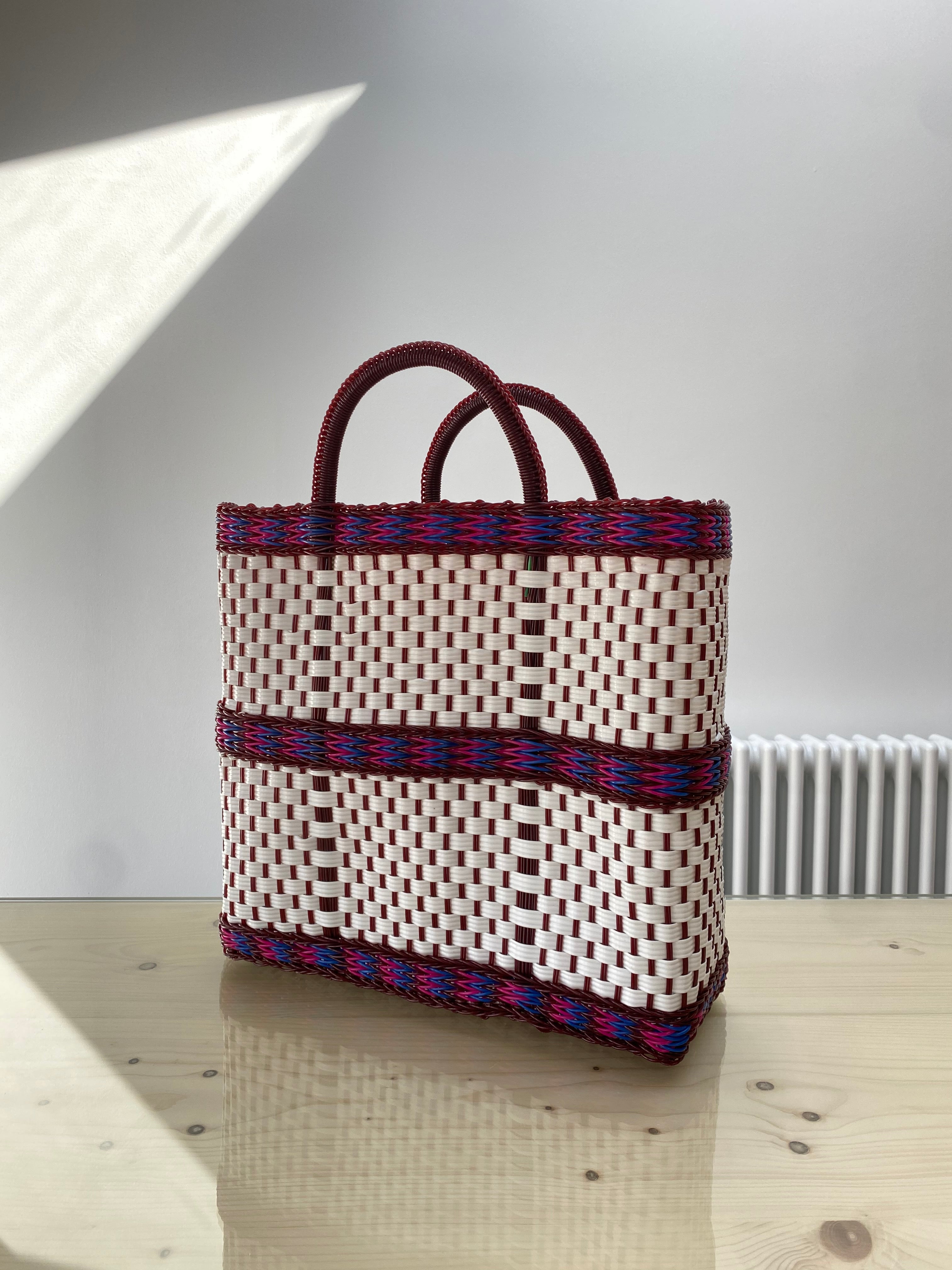 Emone Market Bag in Off White and Burgundy - Large
